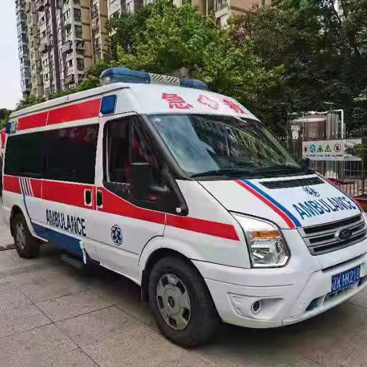 净潭乡长途救护车护送病人返乡